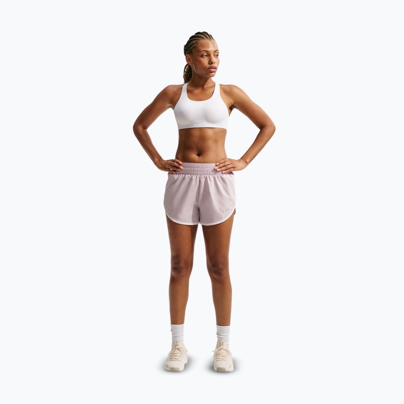 Spodenki treningowe damskie Nike One Woven Brief-Lined platinum violet/sail 2
