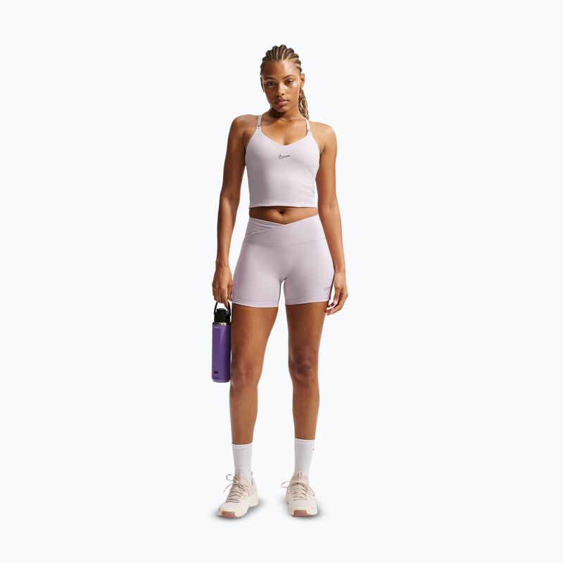 Biustonosz treningowy Nike Light Support Padded platinum violet 2