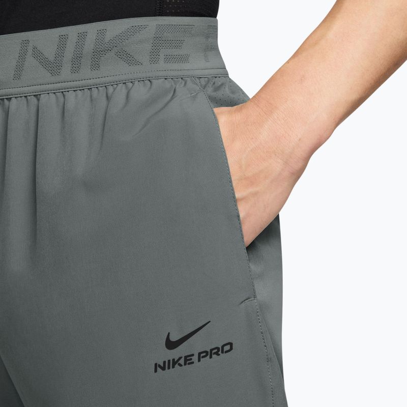Spodnie męskie Nike Pro Training smoke grey/black 3