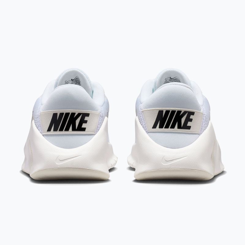 Buty treningowe damskie Nike Flex Train white/sail/phantom/ metallic silver 13