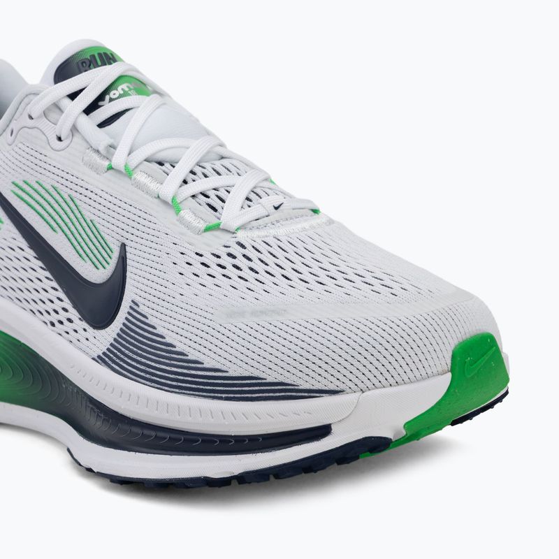Buty do biegania męskie Nike Vomero 18 white/green spark/midnight navy 7