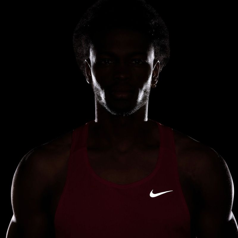 Koszulka do biegania męska Nike Fast Dri-Fit fusion red 4
