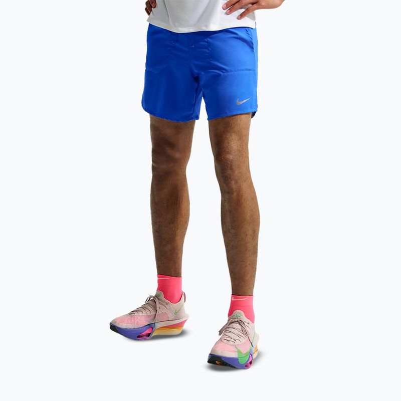Spodenki do biegania męskie Nike Stride Dri-Fit 2in1 7" hyper royal