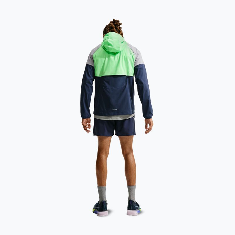 Kurtka do biegania męska Nike Impossibly Light Windrunner midnight navy/illusion green/wolf grey 3