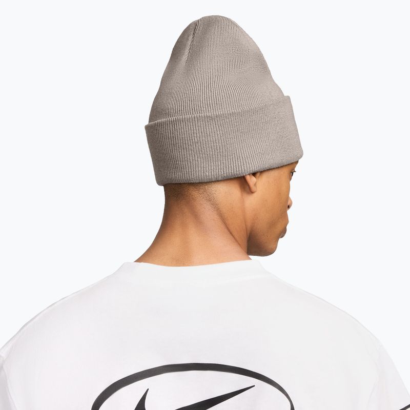 Czapka zimowa Nike Peak Futura Beanie moon particle/white 4