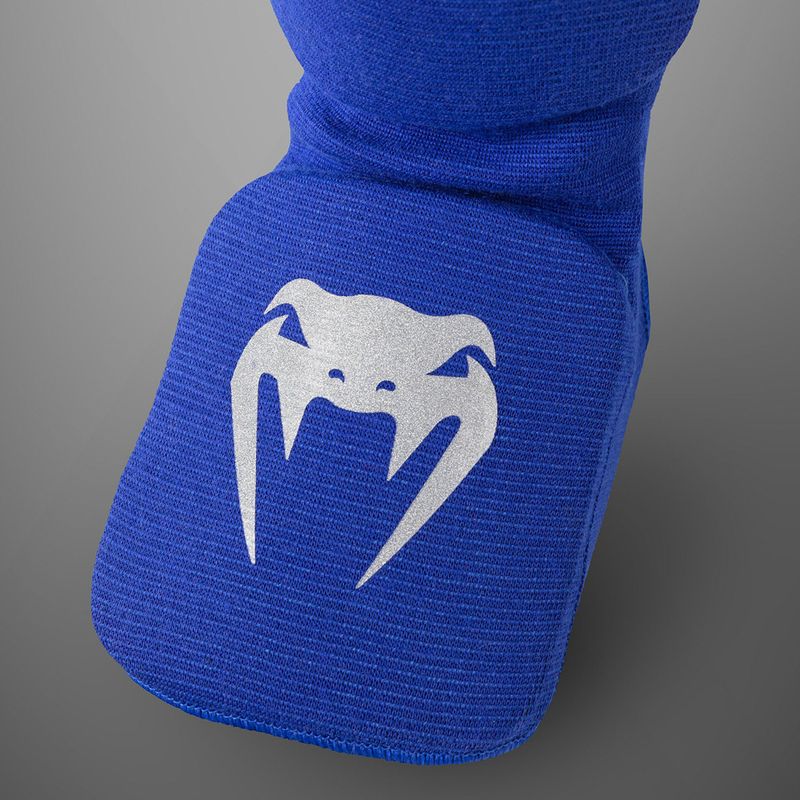 Ochraniacze piszczeli i stóp Venum Kontact Shin Guards royal blue/silver 4