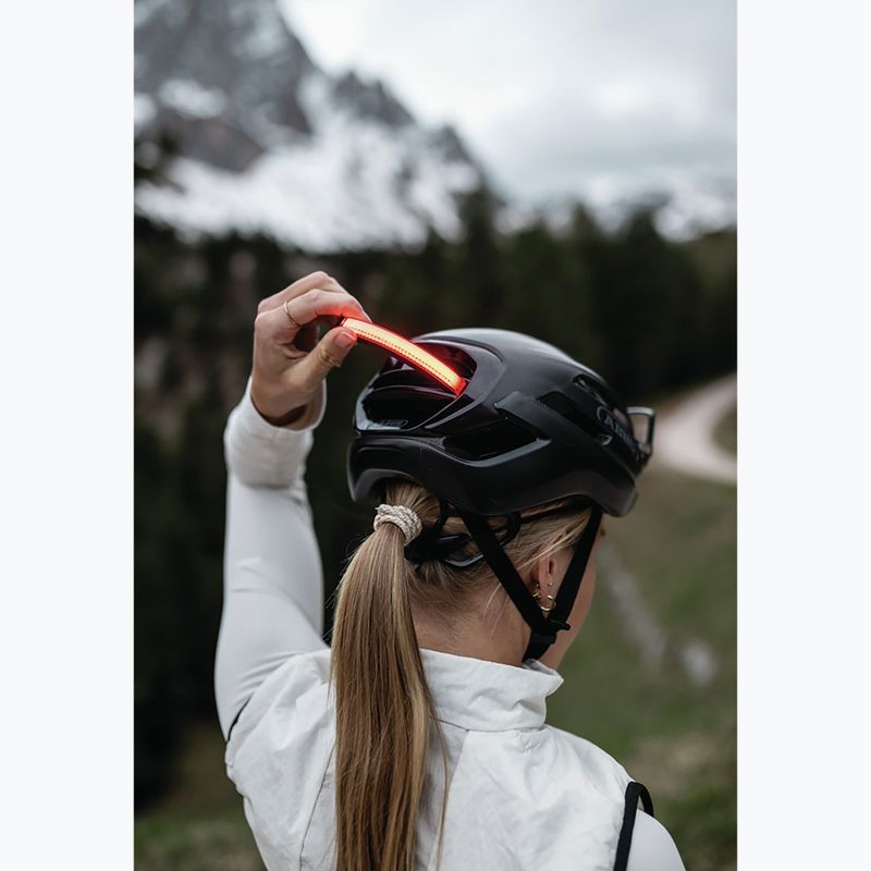 Kask rowerowy ABUS Taipan LED velcet black 9