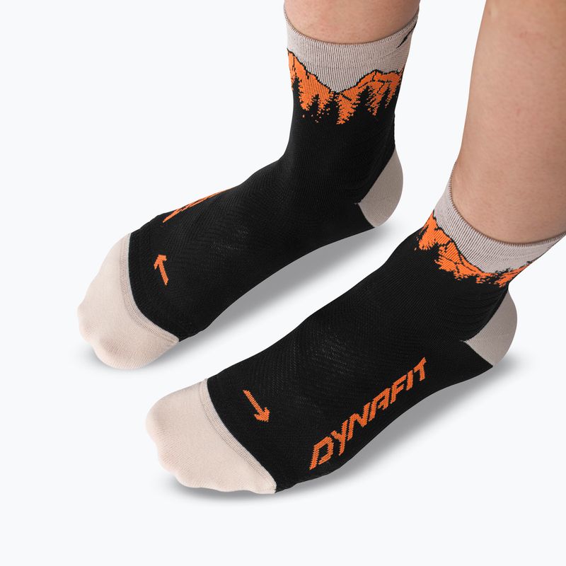 Skarpety DYNAFIT Traverse Mid black out ultra orange/4220 8