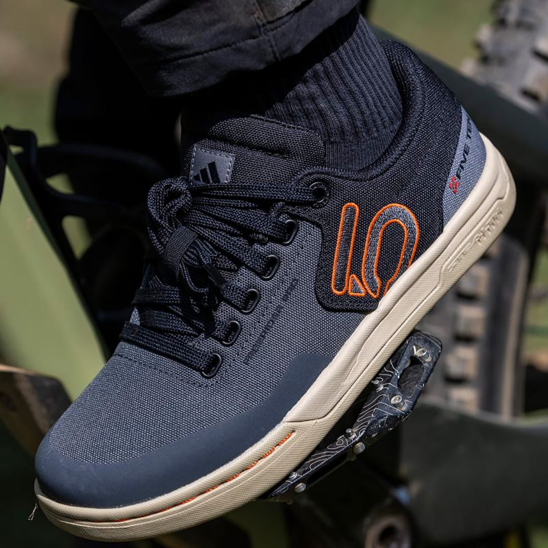 Buty rowerowe platformy damskie adidas FIVE TEN Freerider Pro Canvas W grey six/grey four/impact orange 10