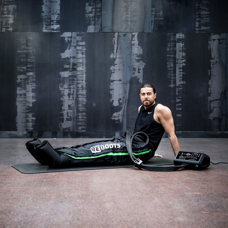 Nogawki do drenażu limfatycznego REBOOTS One Pro Recovery Pants 2.0 2025 Edition black/white/green 3