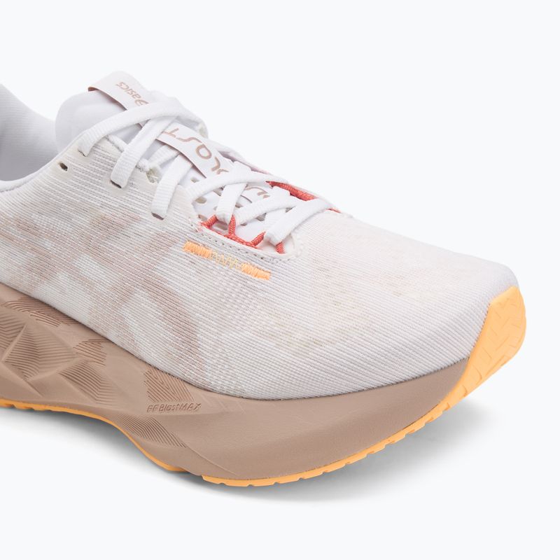 Buty do biegania damskie ASICS Novablast 5 white/fawn 7