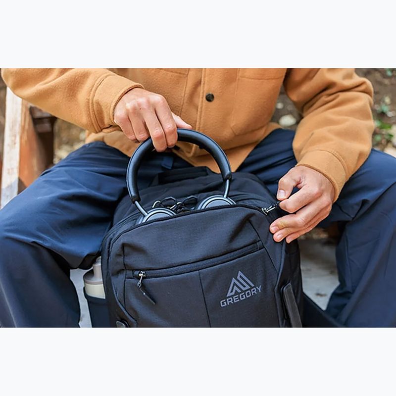 Plecak turystyczny Gregory Border Carry On 40 l black lichen 10