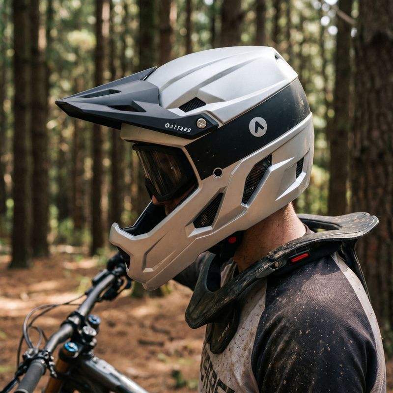 Kask rowerowy ATTABO State 1.0 full face srebrny 10