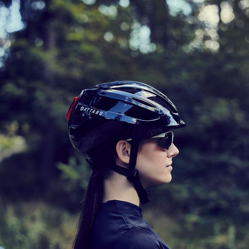 Kask rowerowy ATTABO Bonkers z lampką LED czarny 12