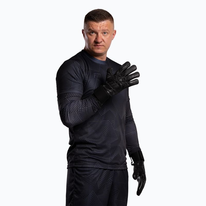Rękawice bramkarskie Football Masters Varis X PRO black 3