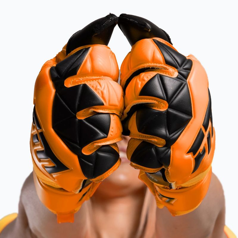 Rękawice bramkarskie Football Masters Invictus X orange fluo 5