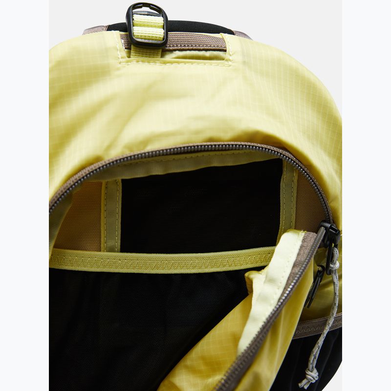Saszetka nerka Peak Performance Outdoor Slingbag 4,5 l alpine harvest/Icy citrus 5