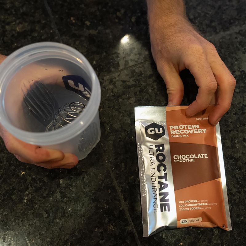 Napój regeneracyjny GU Roctane Recovery Drink Mix 62 g chocolate smoothie 4