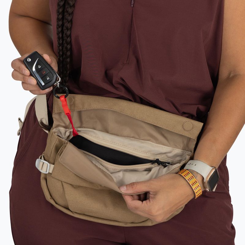Saszetka nerka Osprey Arcane Hip 2 l latte brown 13