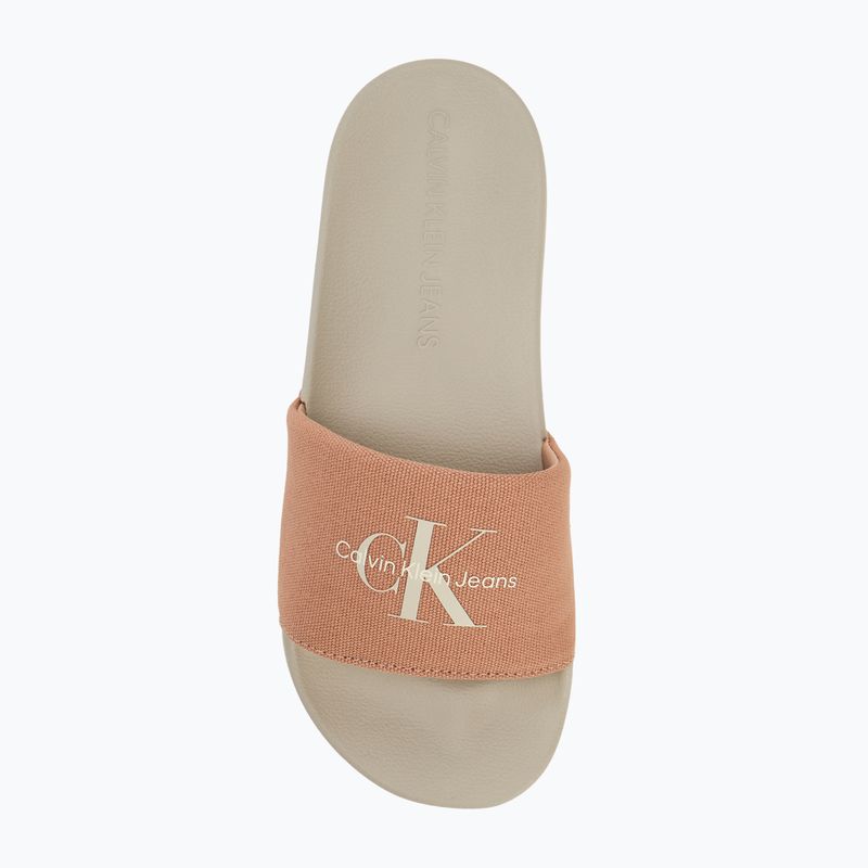 Klapki damskie Calvin Klein YW0YW01835 Slide Monogram Wn tuscany/eggshell 5