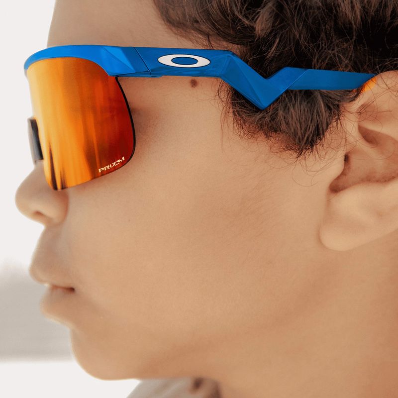 Okulary przeciwsłoneczne dziecięce Oakley Resistor sky blue/prizm ruby 6