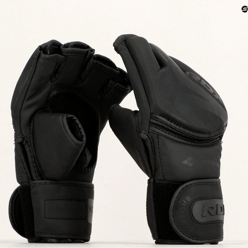Rękawice grapplingowe RDX Grappling Glove F15 matte black 18