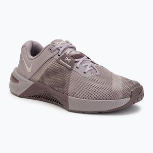 Buty treningowe damskie Nike Metcon 10 light violet ore/tattoo/silt red